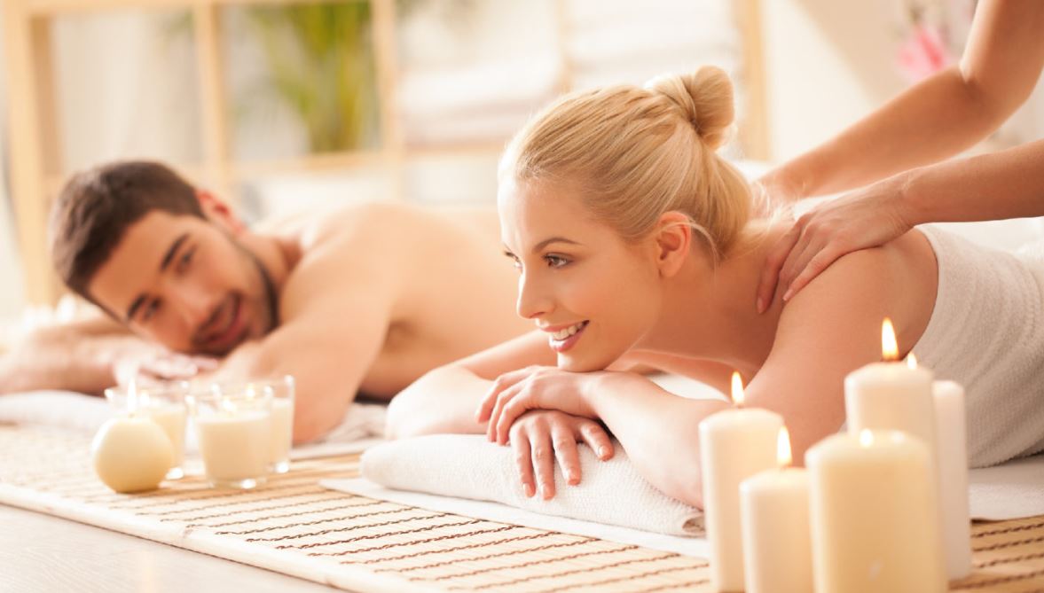 Couple’s Massage Can Bring Back The Romance in a Relationship